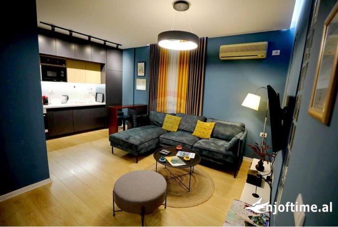 Shtepi me qera 2+1 ne Tirane - 1,200 Euro