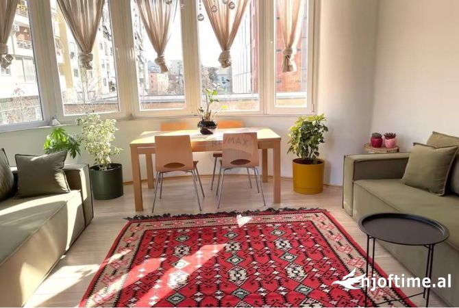 Shtepi me qera 3+1 ne Tirane - 1,000 Euro
