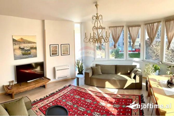 Shtepi me qera 3+1 ne Tirane - 1,000 Euro