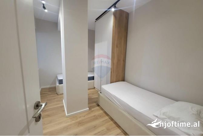 Shtepi me qera Apartament ne Tirane, 2+1, Mobilimi E mobiluar, Pagesa 1,000  Euro.