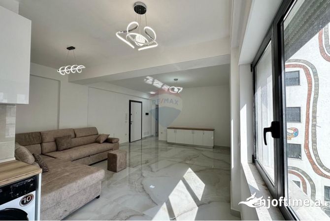 Shtepi me qera 1+1 ne Tirane - 450 Euro