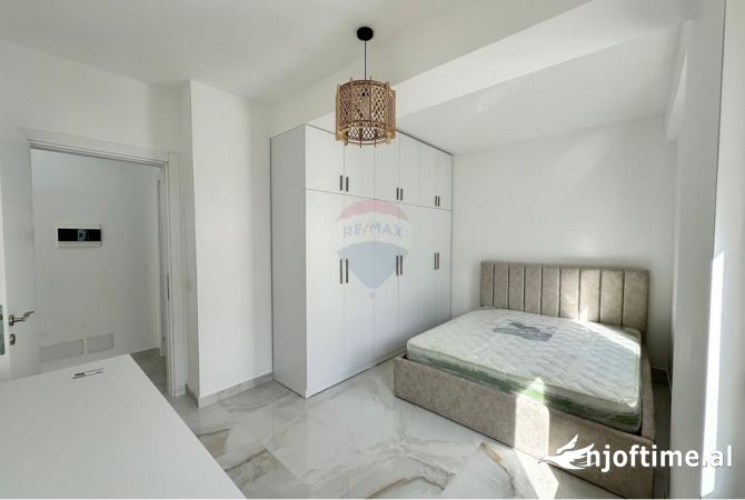 Shtepi me qera Apartament ne Tirane, 1+1, Mobilimi E mobiluar, Pagesa 450  Euro.