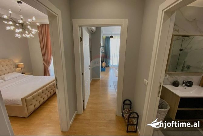 Shtepi me qera Apartament ne Tirane, 1+1, Mobilimi E mobiluar, Pagesa 700  Euro.