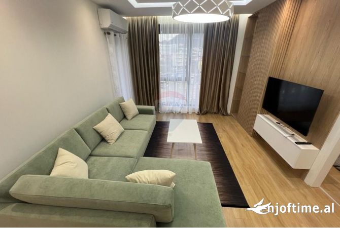 Shtepi me qera 2+1 ne Tirane - 750 Euro