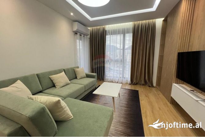 Shtepi me qera 2+1 ne Tirane - 750 Euro