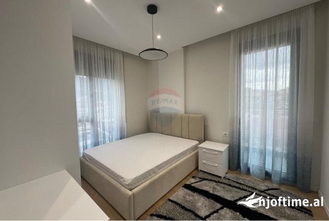 Shtepi me qera Apartament ne Tirane, 2+1, Mobilimi E mobiluar, Pagesa 750  Euro.