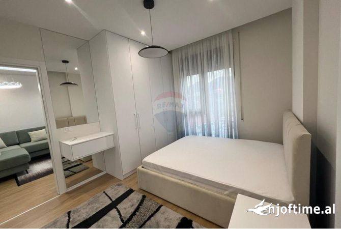 Shtepi me qera Apartament ne Tirane, 2+1, Mobilimi E mobiluar, Pagesa 750  Euro.