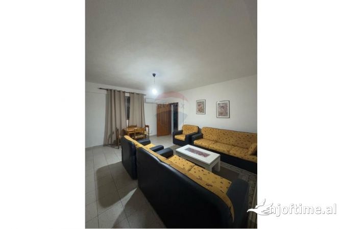 Shtepi me qera 1+1 ne Tirane - 400 Euro