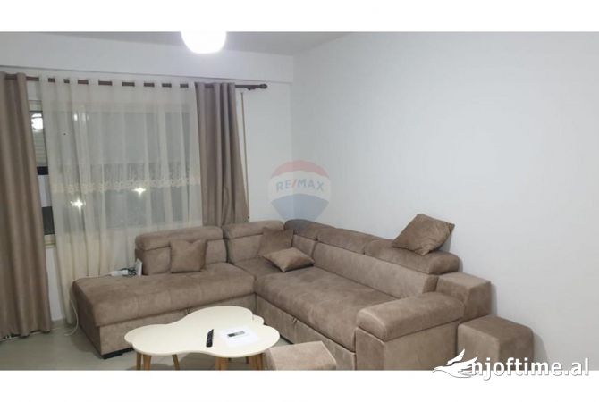 Shtepi me qera 2+1 ne Tirane - 500 Euro