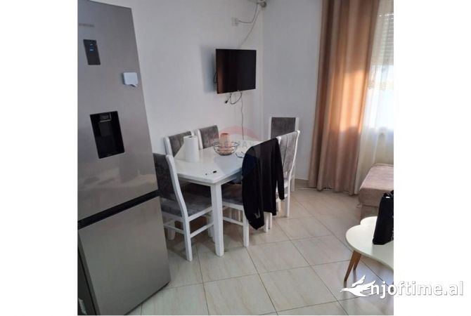 Shtepi me qera 2+1 ne Tirane - 500 Euro