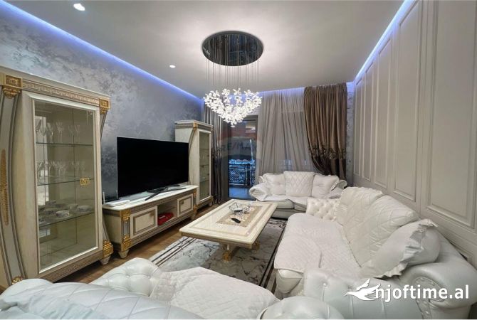 Shtepi me qera 3+1 ne Tirane - 1,600 Euro
