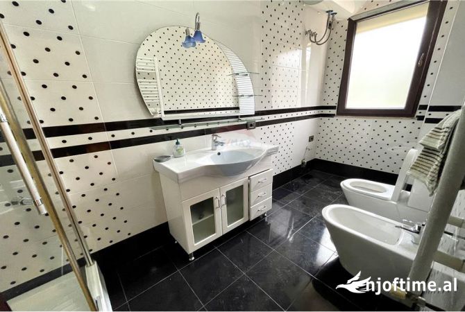 Shtepi me qera Apartament ne Tirane, 1+1, Mobilimi E mobiluar, Pagesa 50,000  Leke.