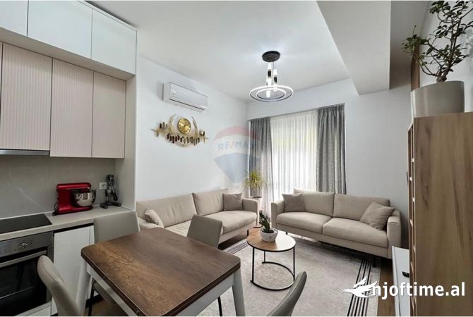 Shtepi me qera Apartament ne Tirane, 1+1, Mobilimi E mobiluar, Pagesa 450  Euro.