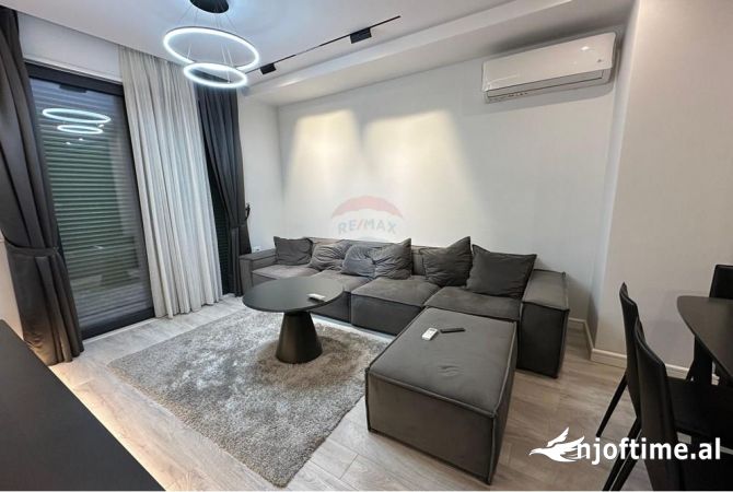 Shtepi me qera 2+1 ne Tirane - 750 Euro