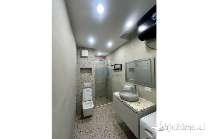 Shtepi me qera Apartament ne Tirane, 1+1, Mobilimi E mobiluar, Pagesa 1,000  Euro.