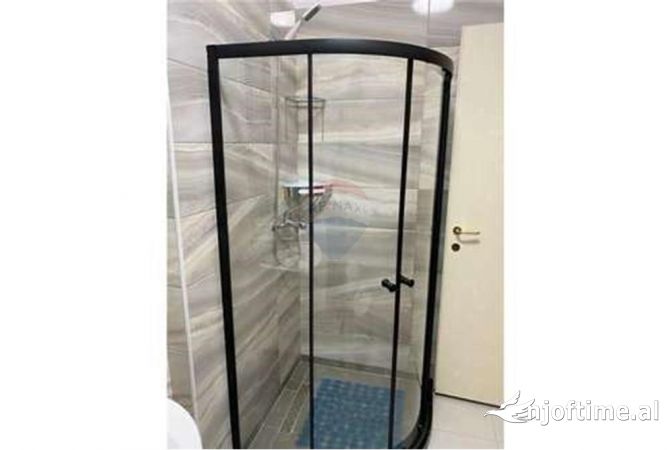 Shtepi me qera Apartament ne Tirane, 1+1, Mobilimi E mobiluar, Pagesa 800  Euro.