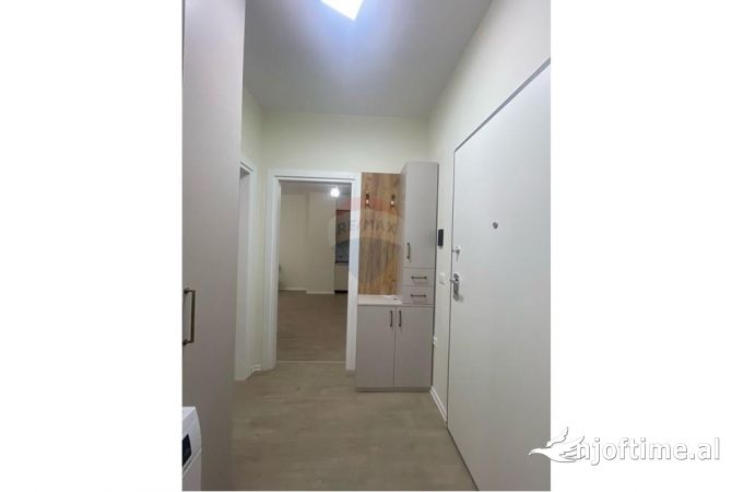 Shtepi me qera Apartament ne Tirane, 1+1, Mobilimi E mobiluar, Pagesa 500  Euro.