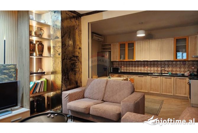 Shtepi me qera 3+1 ne Tirane - 1,000 Euro