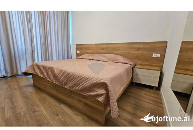 Shtepi me qera Apartament ne Tirane, 1+1, Mobilimi E mobiluar, Pagesa 1,000  Euro.