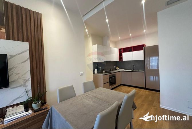 Shtepi me qera 1+1 ne Tirane - 750 Euro
