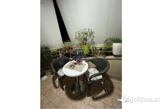 Shtepi me qera 1+1 ne Tirane - 450 Euro