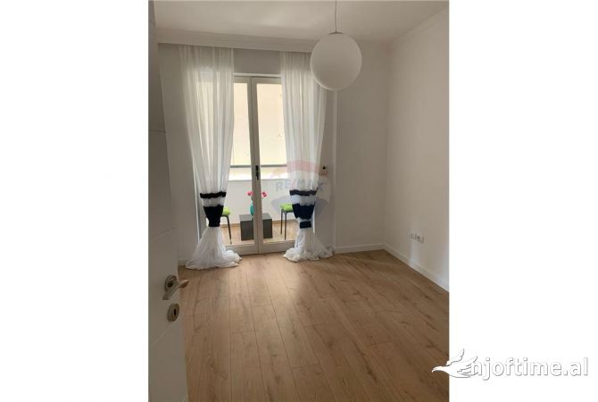 Shtepi me qera Apartament ne Tirane, 2+1, Mobilimi E mobiluar, Pagesa 850  Euro.