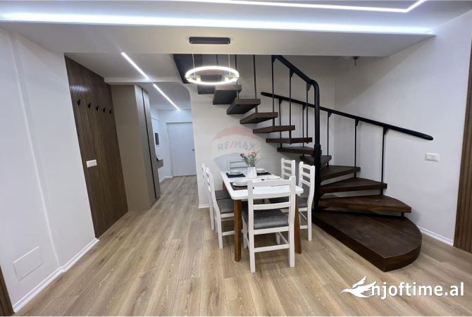 Shtepi me qera 2+1 ne Tirane - 1,400 Euro