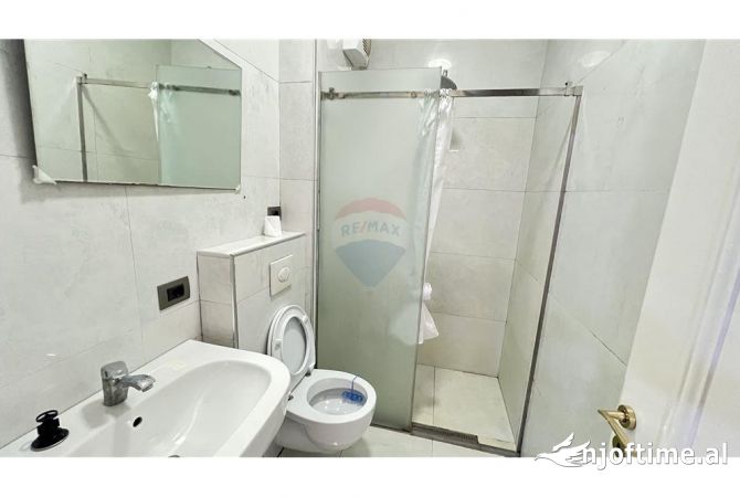 Shtepi me qera Apartament ne Tirane, 2+1, Mobilimi E mobiluar, Pagesa 1,000  Euro.