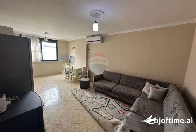 Shtepi me qera 2+1 ne Tirane - 500 Euro