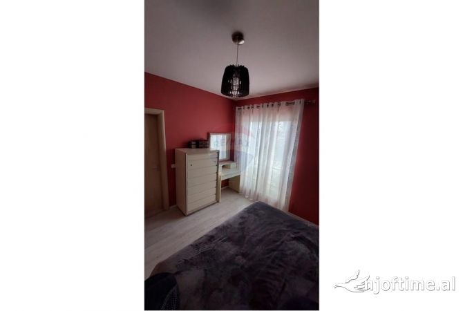 Shtepi me qera Apartament ne Tirane, 2+1, Mobilimi E mobiluar, Pagesa 650  Euro.
