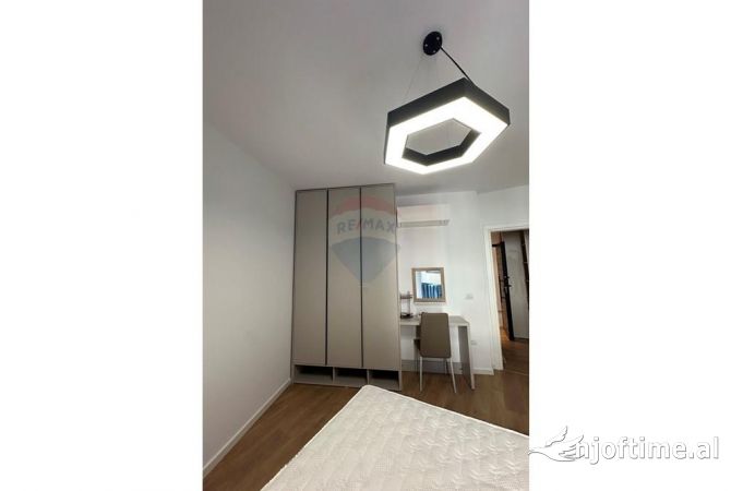 Shtepi me qera Apartament ne Tirane, 1+1, Mobilimi E mobiluar, Pagesa 600  Euro.