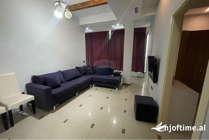 Shtepi me qera 1+1 ne Tirane - 40,000 Leke