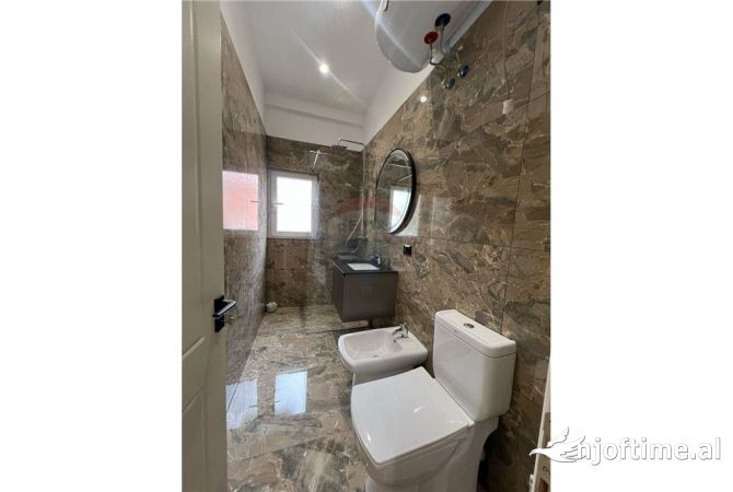 Shtepi me qera Apartament ne Tirane, 1+1, Mobilimi E mobiluar, Pagesa 600  Euro.