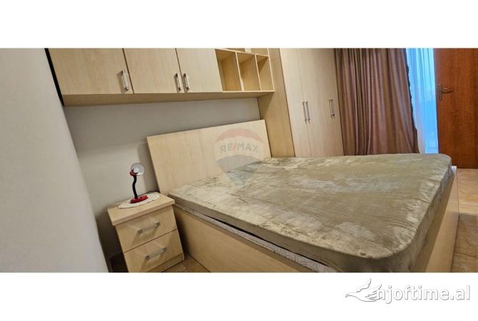 Shtepi me qera Apartament ne Tirane, 1+1, Mobilimi E mobiluar, Pagesa 600  Euro.