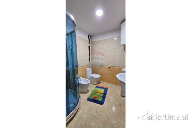 Shtepi me qera Apartament ne Tirane, 1+1, Mobilimi E mobiluar, Pagesa 600  Euro.