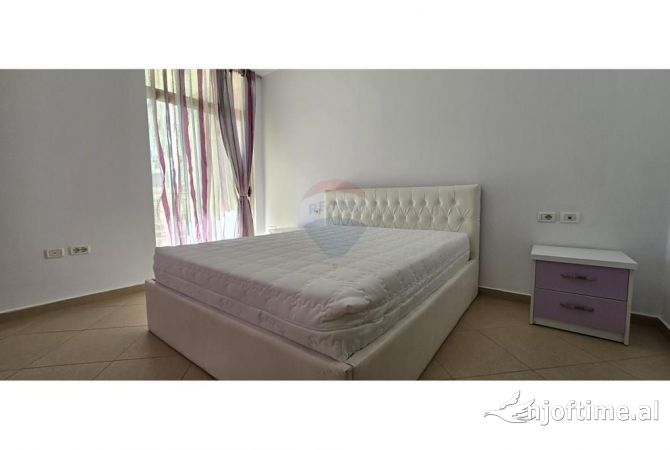 Shtepi me qera Apartament ne Tirane, 2+1, Mobilimi E mobiluar, Pagesa 800  Euro.