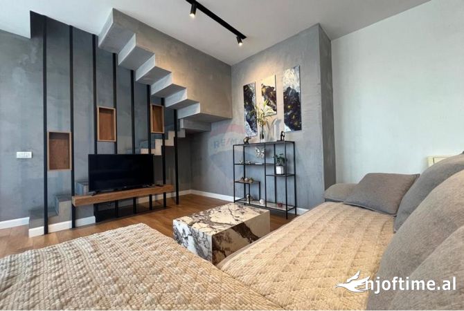 Shtepi me qera 2+1 ne Tirane - 1,800 Euro