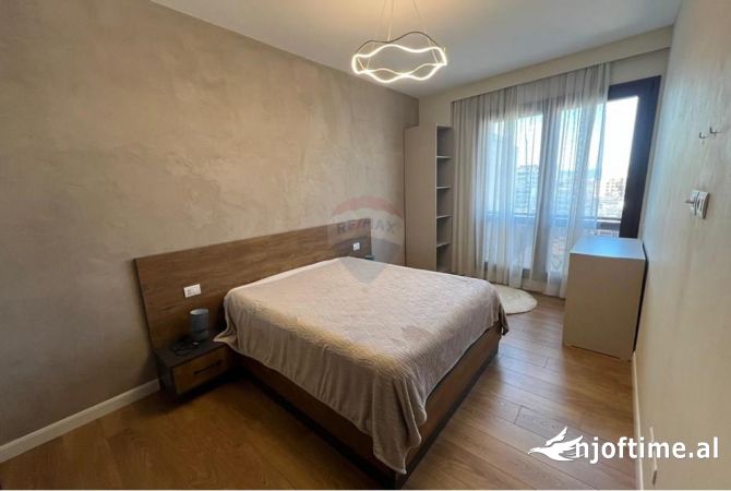 Shtepi me qera Duplex(shtepi me 2 kate) ne Tirane, 2+1, Mobilimi E mobiluar, Pagesa 1,800  Euro.