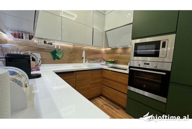 Shtepi me qera Apartament ne Tirane, 1+1, Mobilimi E mobiluar, Pagesa 800  Euro.