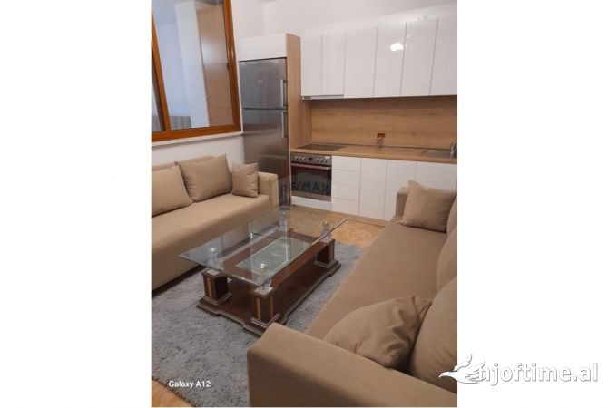 Shtepi me qera 2+1 ne Tirane - 550 Euro