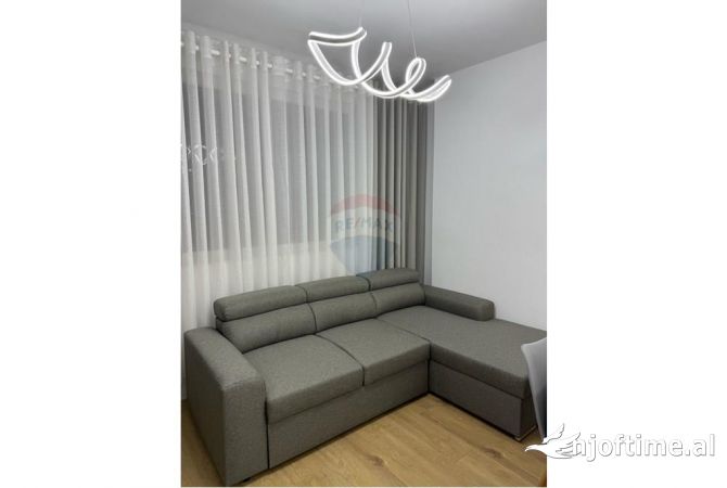 Shtepi me qera 2+1 ne Tirane - 650 Euro