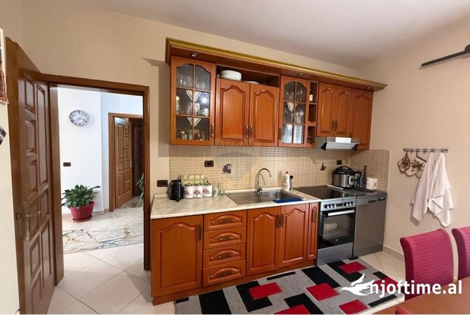 Shtepi me qera 2+1 ne Tirane - 500 Euro