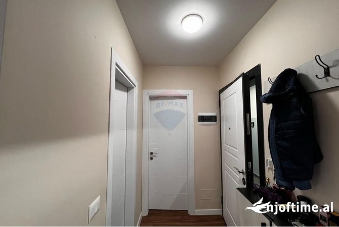 Shtepi me qera Apartament ne Tirane, 1+1, Mobilimi E mobiluar, Pagesa 700  Euro.