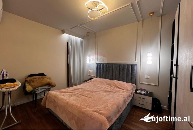 Shtepi me qera Apartament ne Tirane, 1+1, Mobilimi E mobiluar, Pagesa 700  Euro.