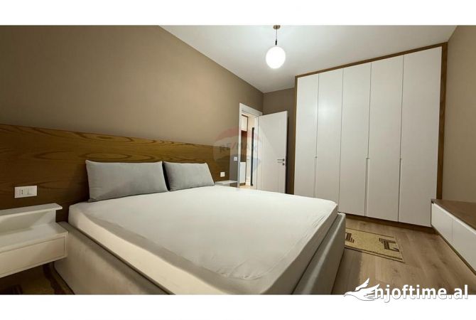 Shtepi me qera Apartament ne Tirane, 1+1, Mobilimi E mobiluar, Pagesa 500  Euro.
