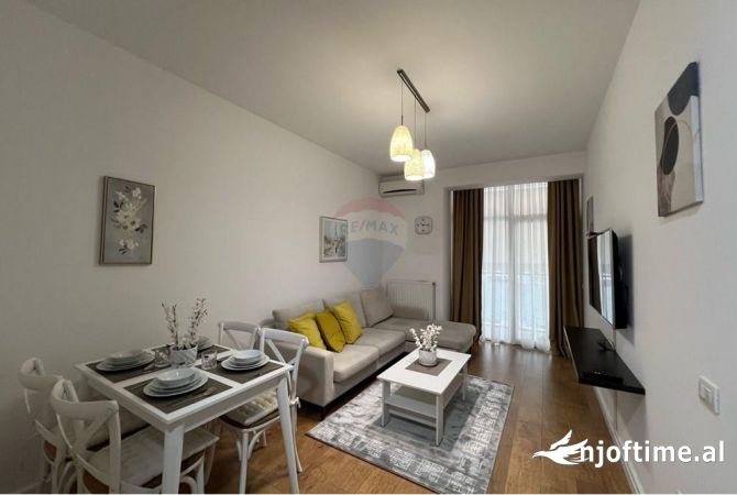 Shtepi me qera 1+1 ne Tirane - 800 Euro