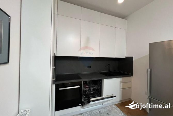 Shtepi me qera Apartament ne Tirane, 1+1, Mobilimi E mobiluar, Pagesa 800  Euro.