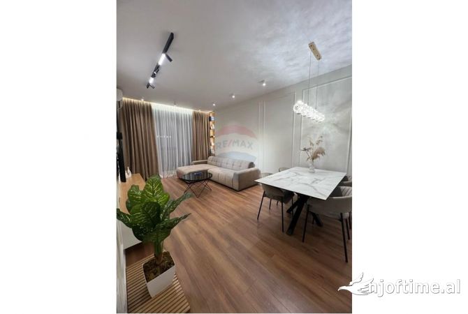 Shtepi me qera 1+1 ne Tirane - 700 Euro