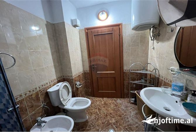Shtepi me qera Apartament ne Tirane, 2+1, Mobilimi E mobiluar, Pagesa 600  Euro.