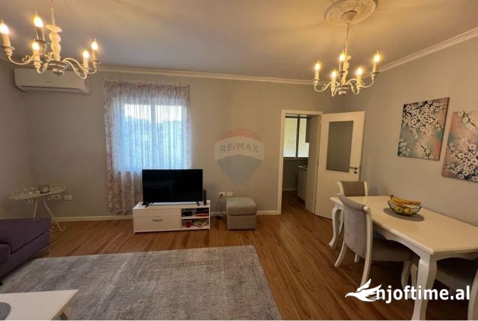 Shtepi me qera 1+1 ne Tirane - 600 Euro